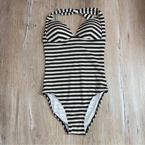 JETS by Jessika Allen Women’s Size US 6 1 Piece Swimsuit Black Ecru Striped.